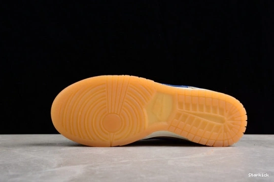 DZ4853-200 Montreal Nike Low Dunk Bagel Sesame 0225